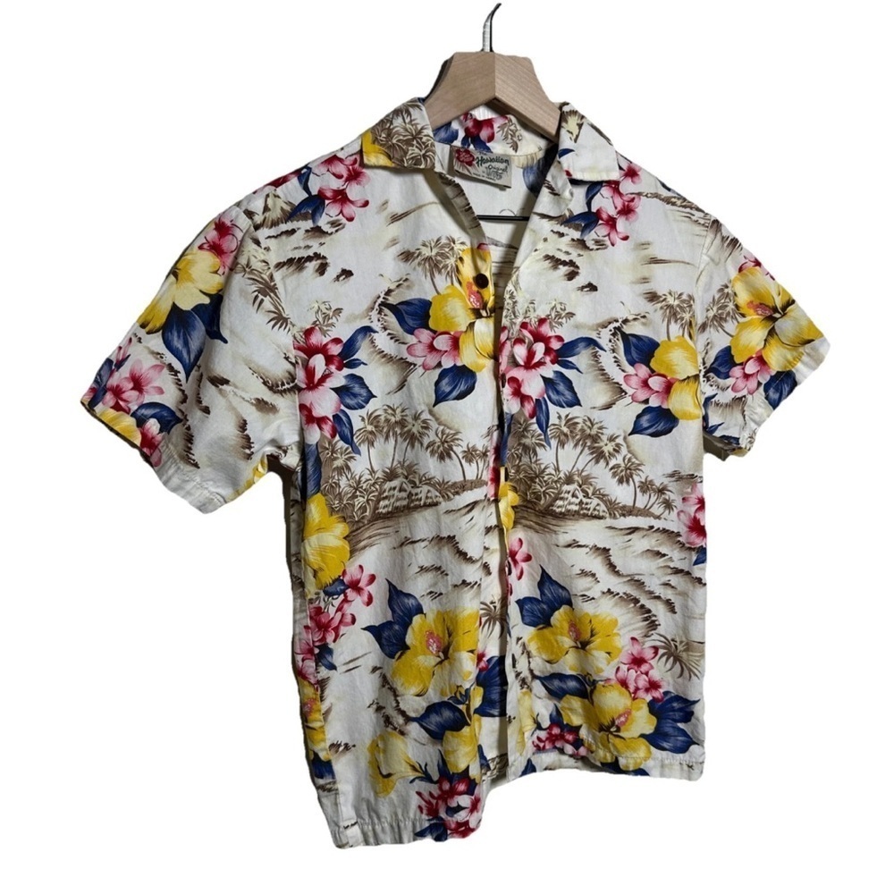 Hilo Hattie Top Floral Aloha Hawaiian Button Down Tropical USA Made Medium - Picture 3 of 13